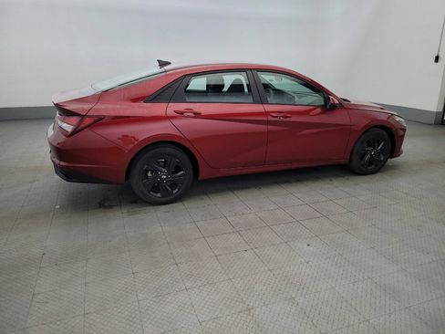 Used 2023 Hyundai Elantra SEL w/ Cargo Package FWD image 10