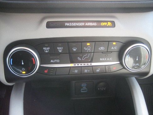 Used 2023 Ford Escape Active AWD/4WD image 21