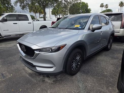 Used 2021 MAZDA CX-5 Touring FWD image 3