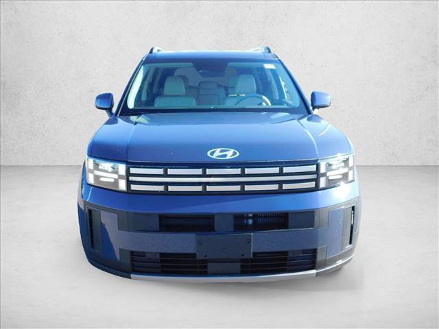 Used 2025 Hyundai Santa Fe SEL FWD image 2