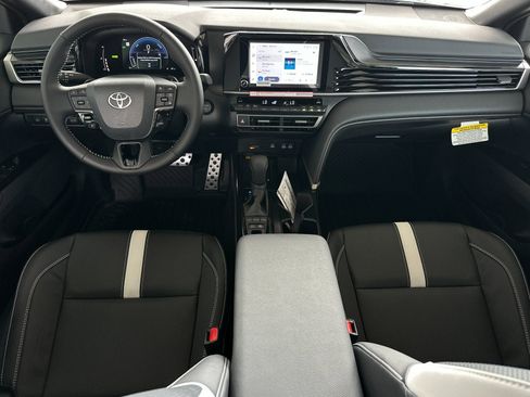 New 2026 Toyota Camry SE image 12