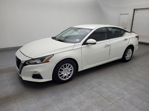 Used 2020 Nissan Altima 2.5 S FWD image 2