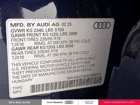 Certified 2025 Audi Q3 2.0T Premium Plus w/ Premium Plus Package AWD/4WD image 38