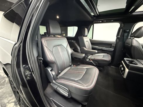 Used 2023 Ford Expedition Max Limited image 12
