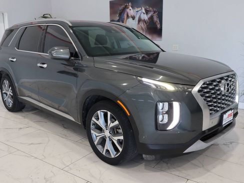 Used 2020 Hyundai Palisade SEL w/ Convenience Package FWD image 2