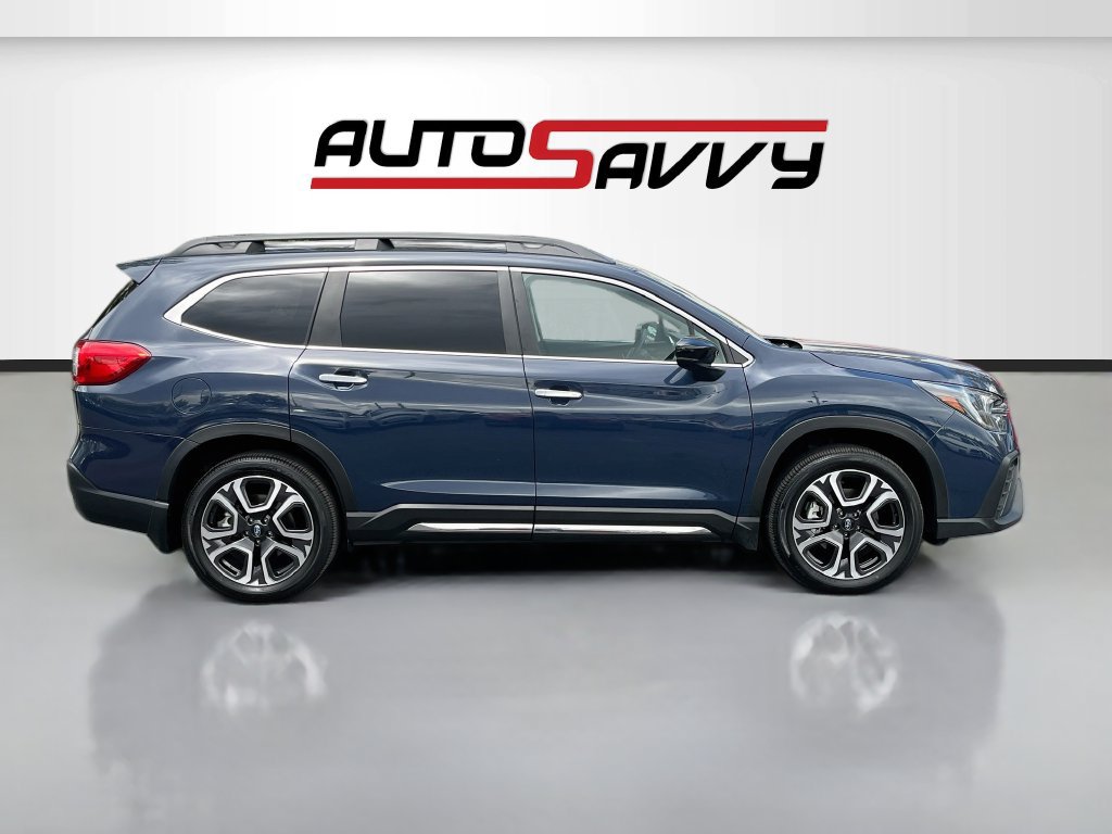 Used 2025 Subaru Ascent Touring AWD/4WD image 8