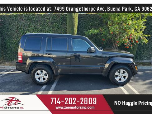 Used 2012 Jeep Liberty Sport image 5