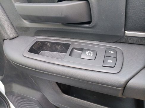 New 2024 RAM 5500 Tradesman image 28