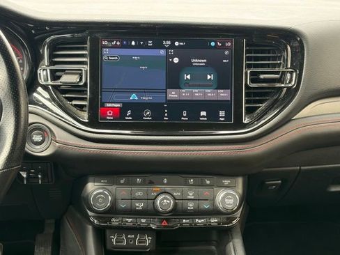 Used 2025 Dodge Durango GT AWD/4WD image 28
