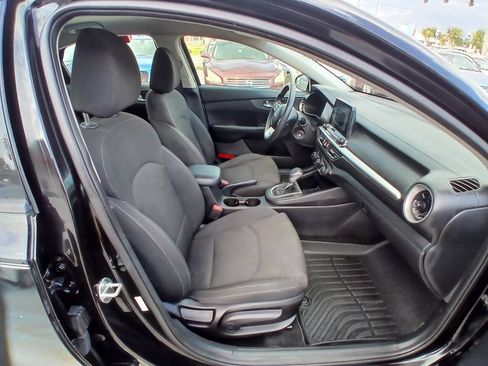 Used 2020 Kia Forte Sedan FWD image 15