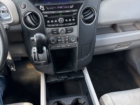 Used 2013 Honda Pilot LX image 24