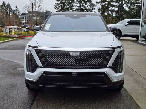 New 2026 Cadillac Vistiq Premium Luxury image 8