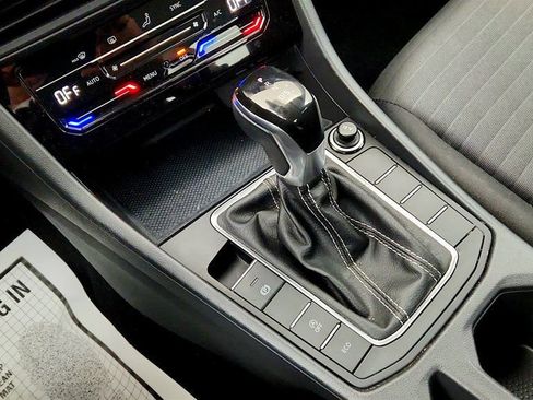Used 2025 Volkswagen Jetta S FWD image 16