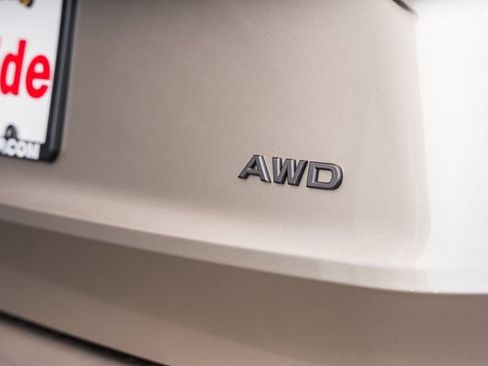Used 2026 Nissan Rogue SV AWD/4WD image 10