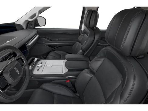 New 2026 Lincoln Navigator L Reserve AWD/4WD image 6