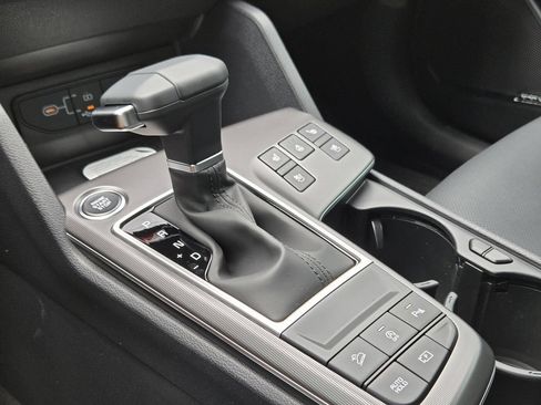 New 2026 Kia Sportage SX FWD image 15