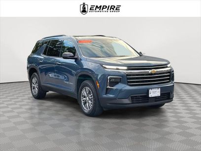 Used 2025 Chevrolet Traverse LT w/ LPO, Floor Liner Package