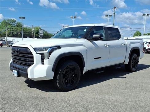 Used 2024 Toyota Tundra SR5 w/ SR5 Premium Package AWD/4WD image 12