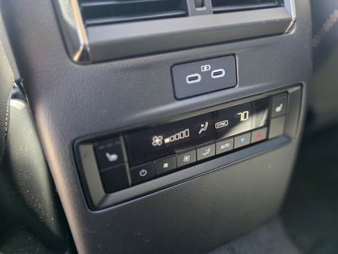 New 2026 MAZDA CX-90 Plug-In Hybrid w/ Preferred image 18