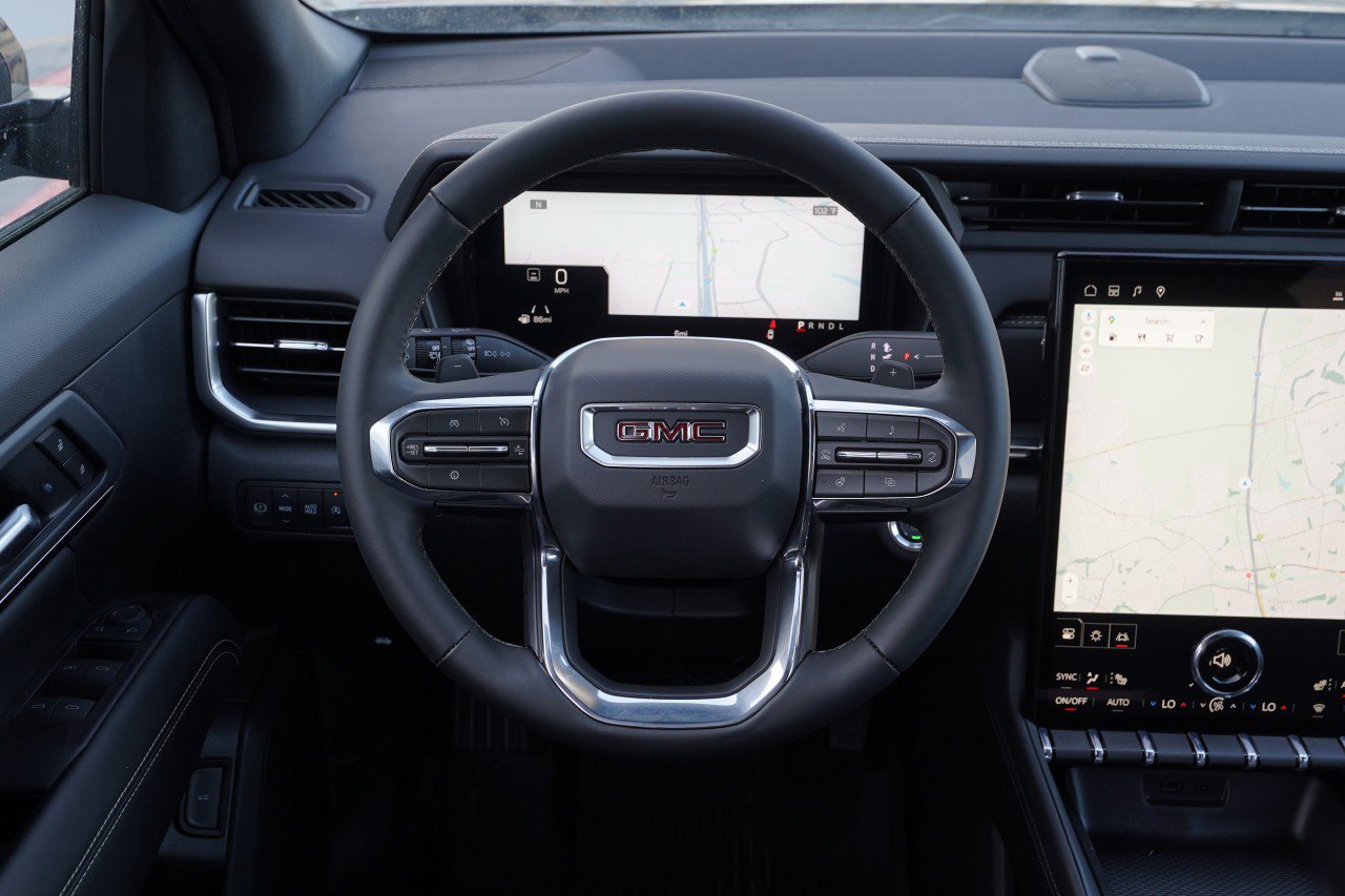 New 2027 GMC Terrain Elevation w/ Elevation Premium Package FWD image 10