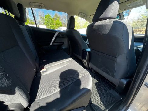 Used 2018 Toyota RAV4 LE w/ All Weather Liner Package AWD/4WD image 12