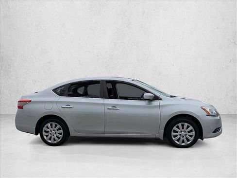 Used 2014 Nissan Sentra S image 4