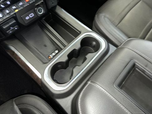 Certified 2021 GMC Sierra 3500 Denali w/ Denali Ultimate Package image 16