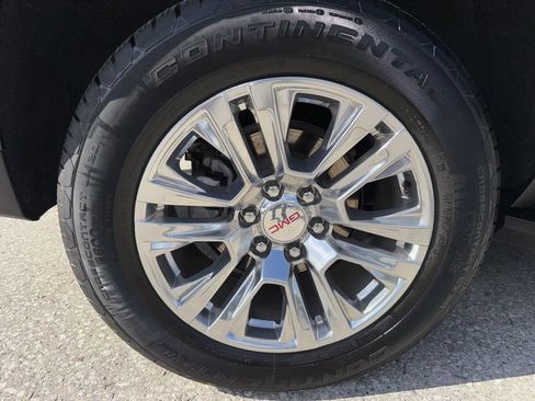 Used 2025 GMC Yukon Denali AWD/4WD image 43