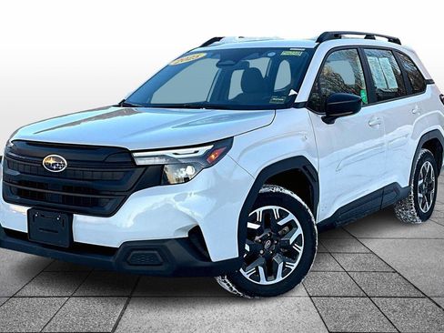 Used 2025 Subaru Forester image 12