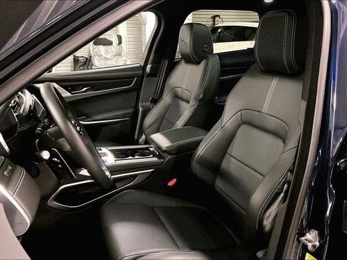 Certified 2025 Jaguar F-PACE R-Dynamic S image 15