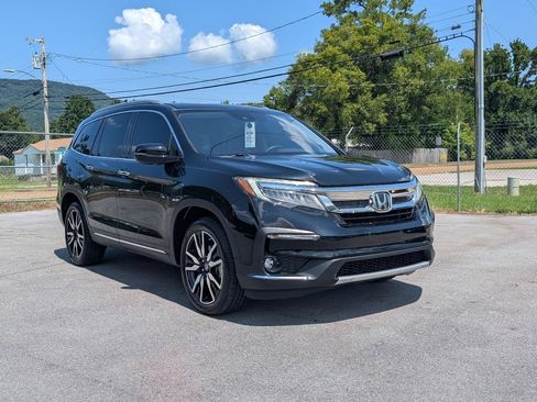 Used 2019 Honda Pilot Touring image 6