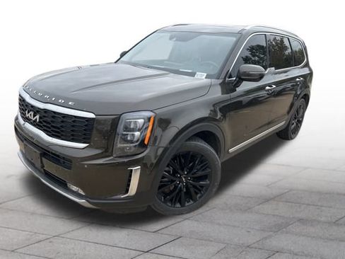 Used 2022 Kia Telluride SX w/ SX Prestige Package image 3