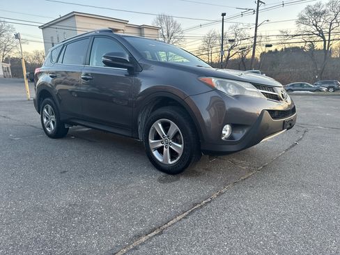 Used 2015 Toyota RAV4 XLE image 6