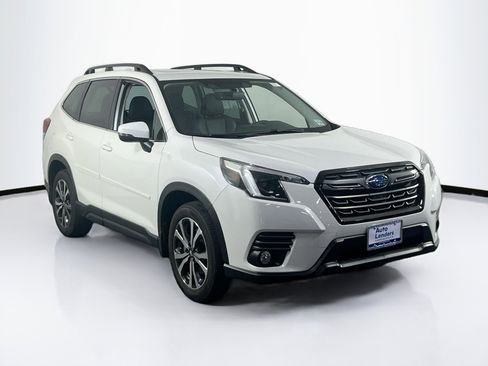 Used 2023 Subaru Forester Limited AWD/4WD image 3