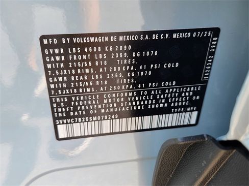 New 2025 Volkswagen Taos SE image 10