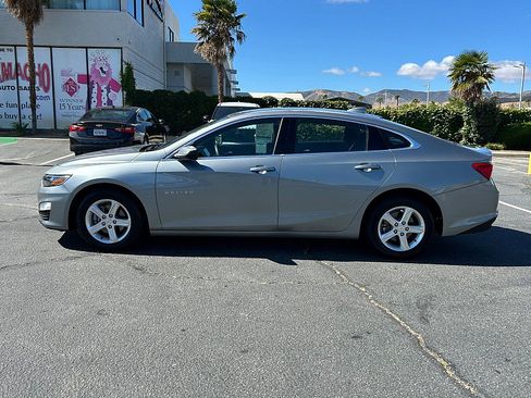 Used 2024 Chevrolet Malibu LT FWD image 6