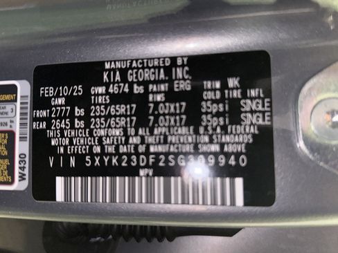 Used 2025 Kia Sportage LX FWD image 37