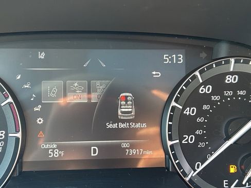 Used 2020 Toyota Highlander Limited FWD image 20