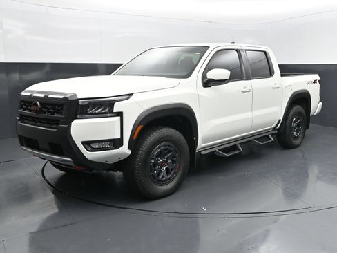 Used 2026 Nissan Frontier PRO-4X w/ Pro Premium Package AWD/4WD image 1