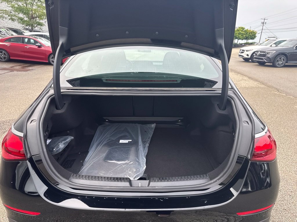 Used 2026 Mercedes-Benz E 350 4MATIC Sedan image 22