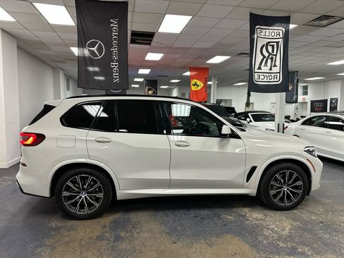 Used 2022 BMW X5 xDrive40i w/ Premium Package AWD/4WD image 5