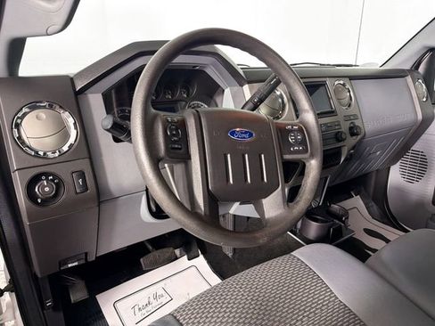 Used 2016 Ford F250 XLT w/ Snow Plow Prep Package AWD/4WD image 9
