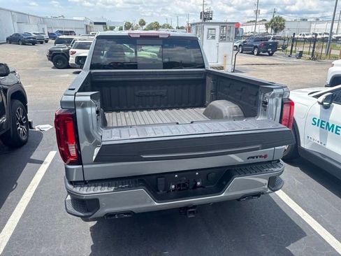 Used 2023 GMC Sierra 1500 AT4 w/ AT4 Premium Package AWD/4WD image 8