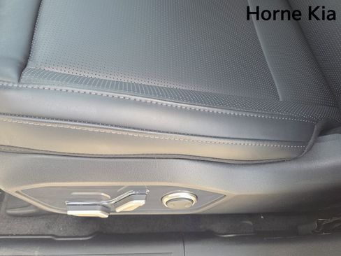 New 2027 Kia Telluride S image 12