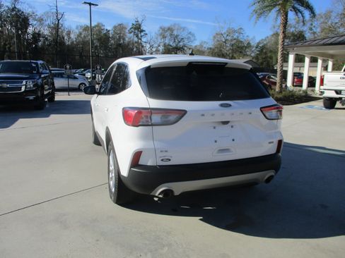 Used 2021 Ford Escape SE w/ Convenience Package image 22