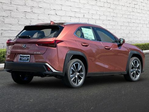 New 2026 Lexus UX 300h FWD image 4