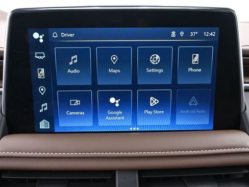 Used 2024 Chevrolet Tahoe High Country image 18