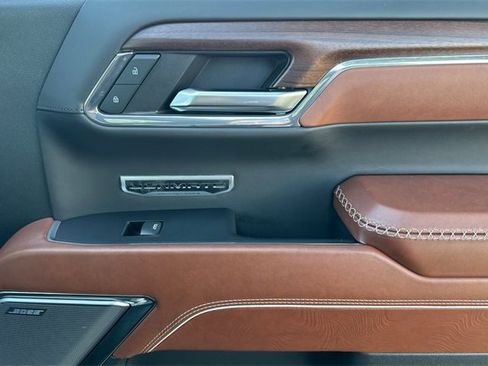 Used 2024 GMC Sierra 1500 Denali Ultimate image 21