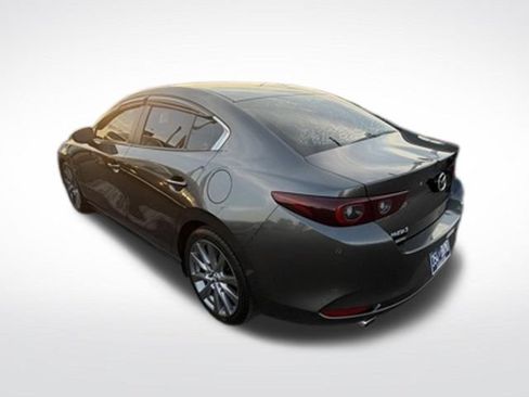 Used 2022 MAZDA MAZDA3 s FWD image 6