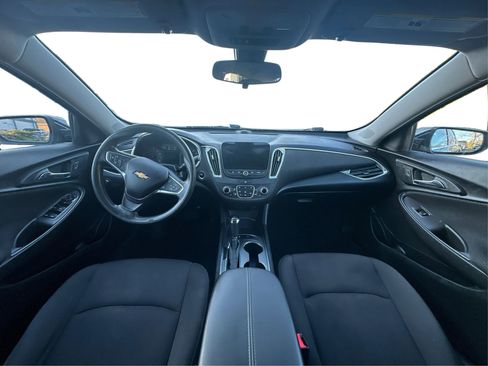Used 2019 Chevrolet Malibu LT w/ Driver Confidence Package FWD image 13